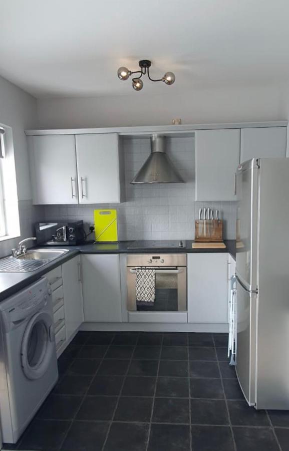 Causeway Coast Sea Shore Apartment - Ballycastle Exterior foto